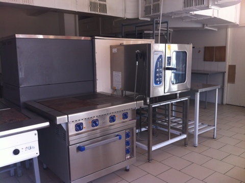 Фото кухонного оборудования в основном здании